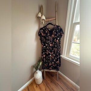 Women’s Black Floral Short Sleeve Dress